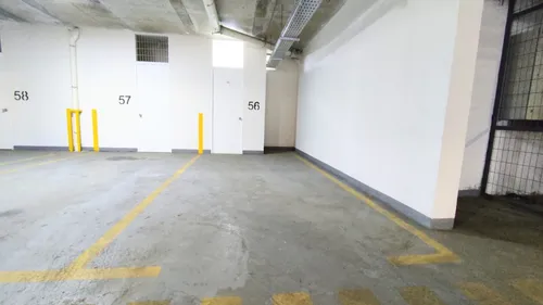 Edificio Colombia (1 Est. 1 Bod.) Piso 8