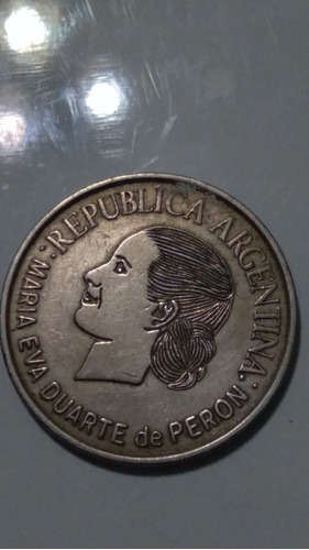 Moneda De 2 Pesos Del 2002 Con El Rostro De Evita 