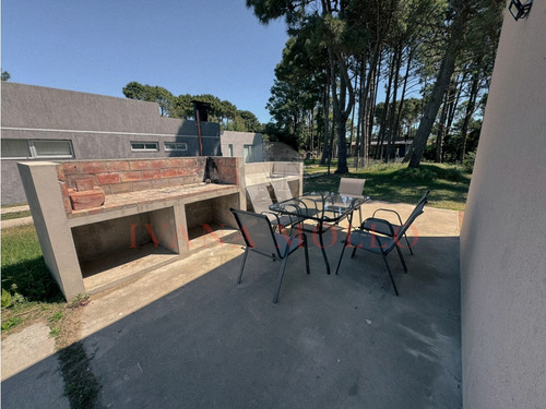 Casa En Venta En Pinamar - Icaro 1340