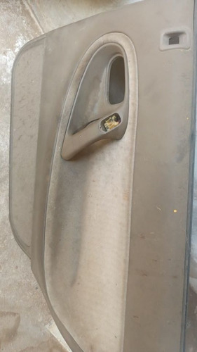 Puerta Trasera Derecha Mazda 626 Matsuri 1995