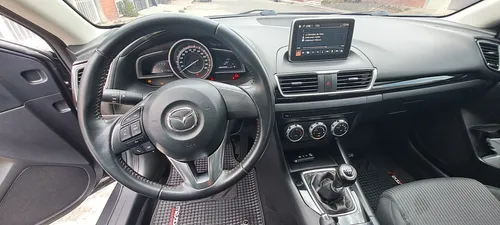Mazda 3 2.0 Touring
