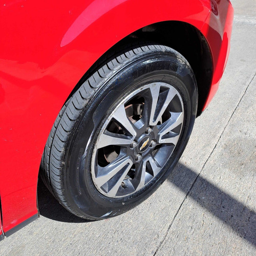 Imagen 8 de 16 de Chevrolet Onix 1.4n N Ltz 2016