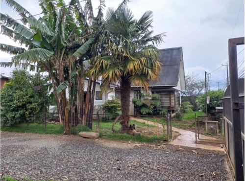 Amplio Terreno Con Casa En Valdivia