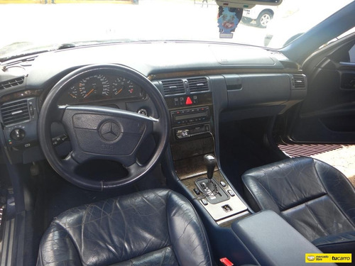 Imagen 10 de 13 de Mercedes-benz E 320 Advantarge