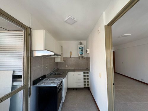 Departamento En Alquiler | 2 Dormitorios | Nueva Cordoba | Frente C/ Balcón | Zona Buen Pastor