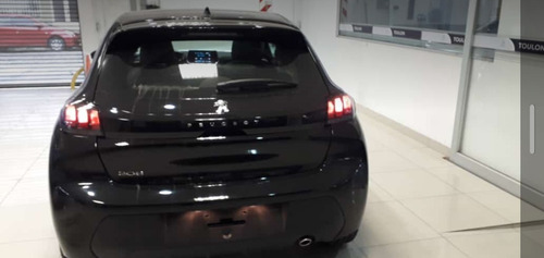 Peugeot 208 Feline M