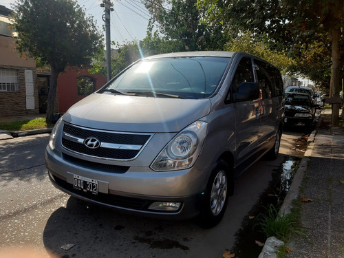 Imagen 2 de 18 de Hyundai H1 2015 2.4 Premium 1 175cv 4at