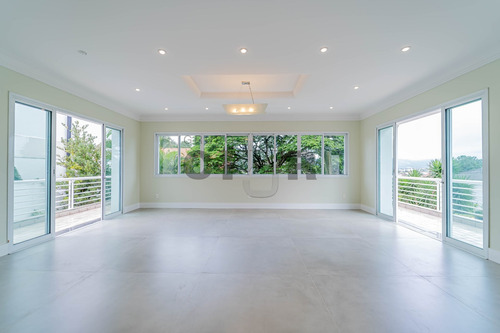 Imagem 7 de 15 de Casa A Venda Com 4 Quartos - Suítes, Piscina Em Alphaville - 315
