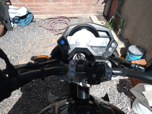 Yamaha Fz16