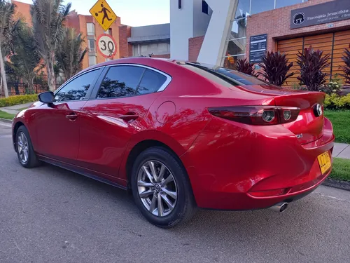 Mazda 3 2.0 Sport Touring