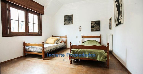 Carrasco, 5 Dormitorios, Casi 2000 M2 De Terreno