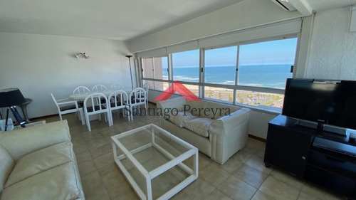 Apto 3 Dormitorios 3 Baños En Peninsula Cuenta El Edificio Con Servicio De Playa - Ref: 6835