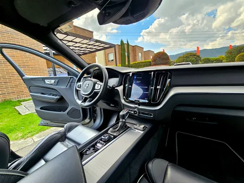 Volvo XC60 2.0 T5 Awd R-design