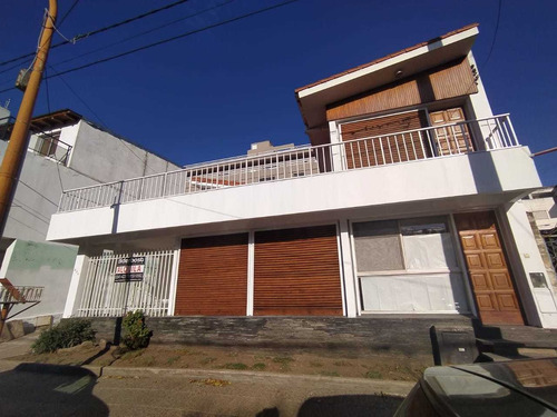 Imagen 2 de 30 de Casa En Alquiler Anual En Pleno Centro De Carlos Paz