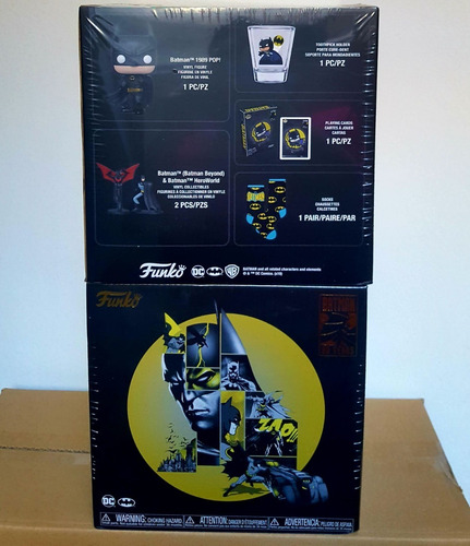 Imagen 2 de 3 de Funko Batman 80th Anniversary Collector Box
