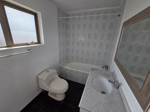 Hermosa Casa Totalmente Remodelada Como Nueva Centro Belloto