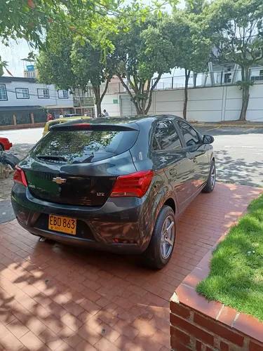 Chevrolet Onix 1.4 Ltz 5 p