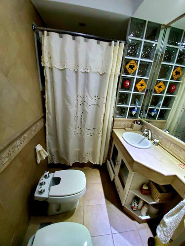 Imagen 21 de 26 de Hermoso Ph En Venta En Caseros Centro Con Cochera Y 2 Patios