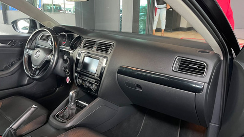 Volkswagen Jetta Highline 2.0 TSI 16V 4p Tiptronic