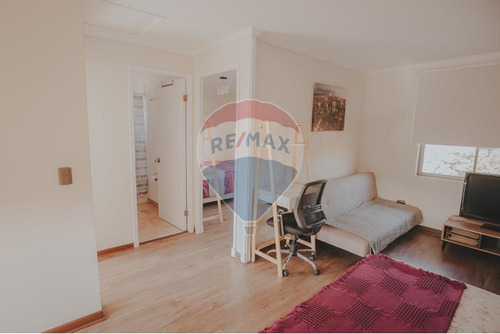 Casa 4d - 4b - 2 Est. 685m2 Totales