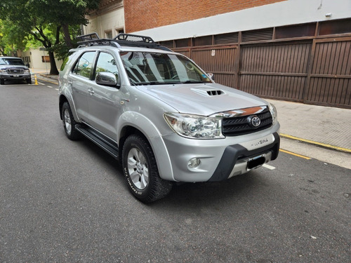 Imagen 3 de 13 de Toyota Sw4 3.0 L Srv 4x4 7 Asientos Muchos Accesorios!!