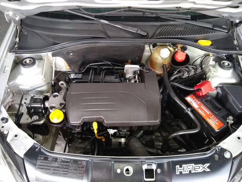Imagem 5 de 10 de Renault Clio 1.0 Campus 16v Flex 4p Manual
