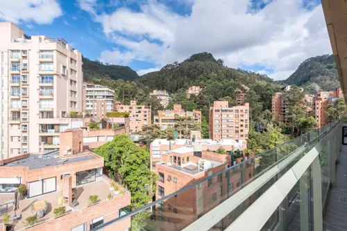 Apartamento En Venta En Los Rosales. Cod V3001