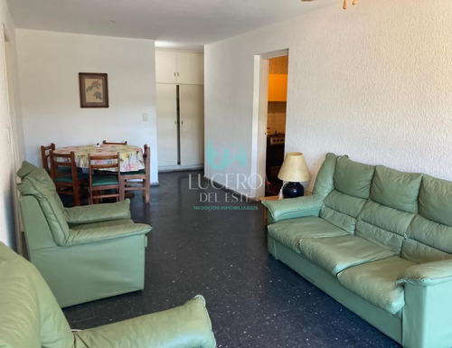 Vendo Departamento 2 Dorm 2 Baños En Arcobaleno