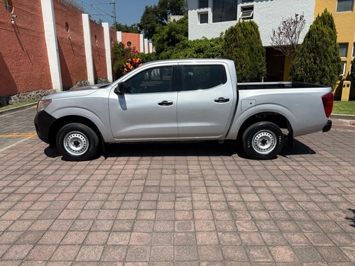 Nissan Np 300 Doble Cabina Se Estandard