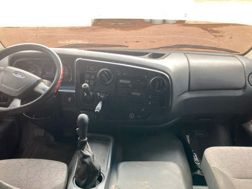 Imagen 15 de 15 de Ford Cargo 1722/35 Cabina Dormitorio Df
