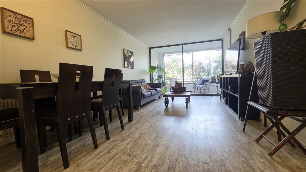 Imagen 5 de 13 de Departamento En Venta De 2 Dorm Mas Jardín. En Huechuraba