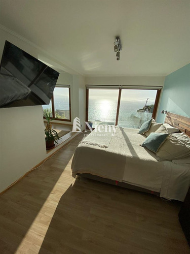 Casa Rentando 10% Anual. 6 Dorm, Vista Al Mar . Reñaca
