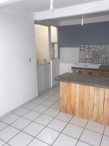 Casa En Venta Con Doble Seguridad En Valparaíso Temixco, Morelos