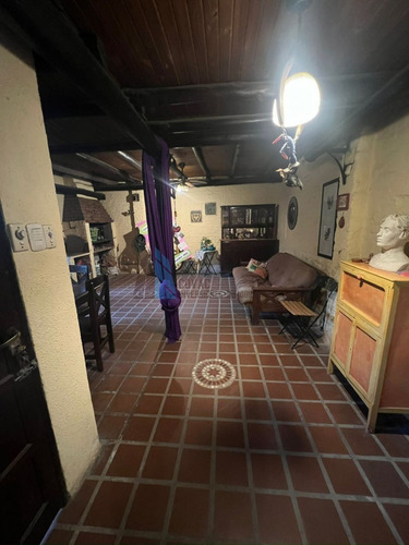 Estupenda Casa En Barrio Cerrado