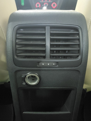 Imagem 11 de 15 de Volkswagen Jetta