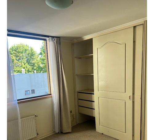 Vendo En Freire 1458, Excelente Depto 1 Dorm, Estac. Y Bodeg