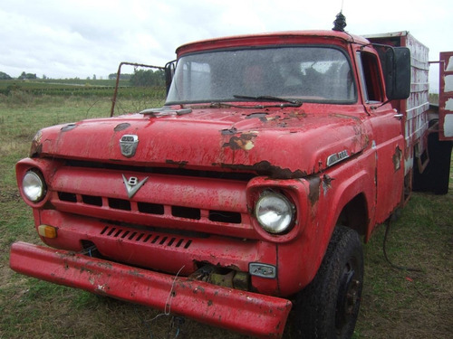 Ford F 100 Del 57 , Cabina Repuestos