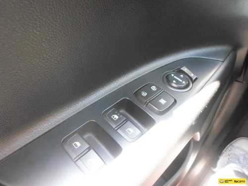 Kia Rio 1.4 Vibrant Mt Full Equipo