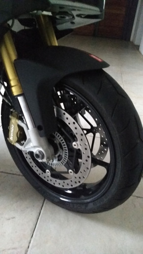 Imagen 4 de 9 de Aprilia Touno V4 1100 Rr