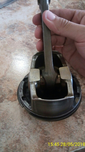 Piston De Gran Cherokee 4.7 16 Bujias