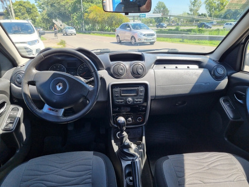 Imagen 7 de 11 de Renault Duster 2013 2.0 4x4 Luxe 138cv