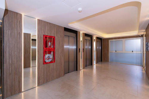 Venta Dos Ambi. Con Cochera Y Baulera En Devoto Milaires, Edificio Aires De Lapacho. Full Amenities