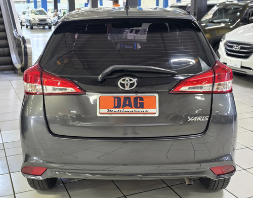 Toyota Yaris 1.3 16V FLEX XL LIVE MULTIDRIVE