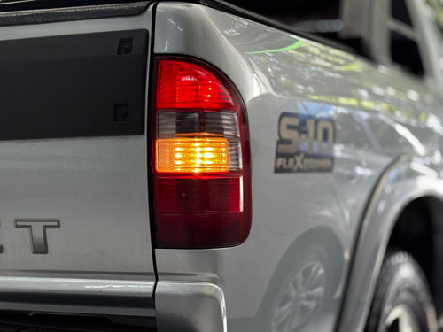 Chevrolet S-10 2.4 Executive Cab. Dupla 4x2 Flexpower 4p
