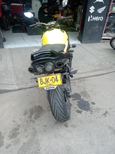 Suzuki Gsr 600