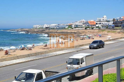 Divino Impecable Con Servicios-ref:9891