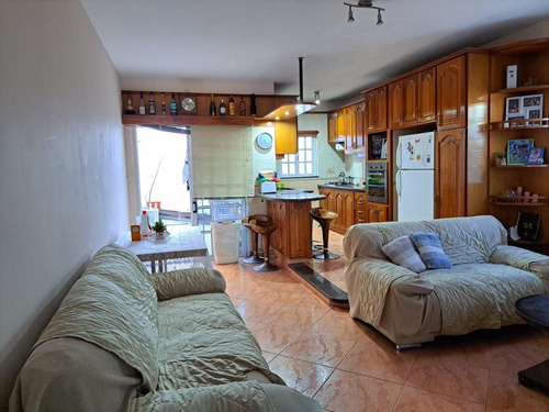 Imagen 5 de 15 de Casa Tres Dormitorios Garage Patio Con Parrillero