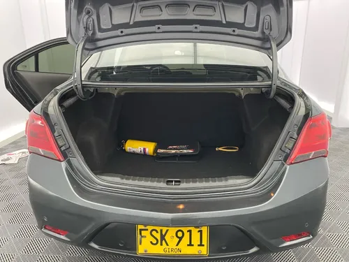 Chevrolet Onix 1.4 Ltz 4 p
