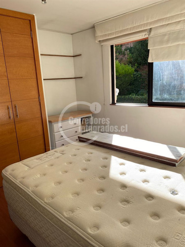 Casa En Arriendo De 4 Dorm. En Las Condes San Carlos