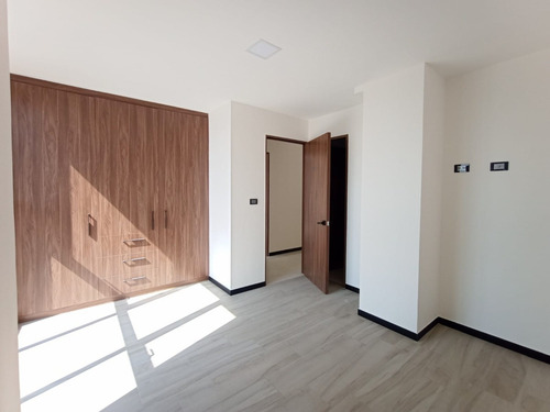 Imagen 15 de 25 de Departamento En Venta En Querétaro